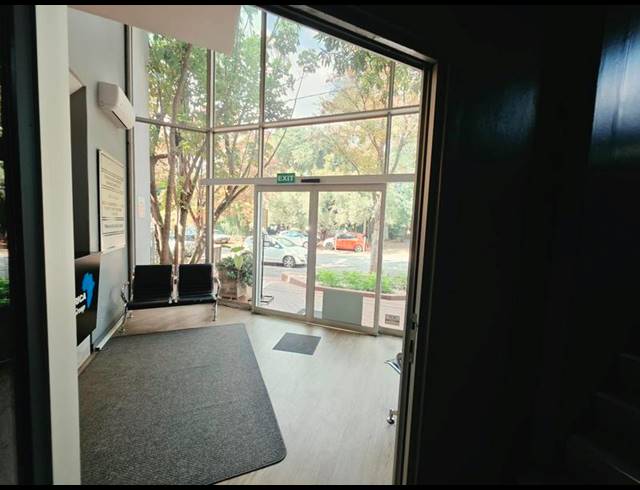BUSINESS PROPERTY TO RENT IN MENLO PARK